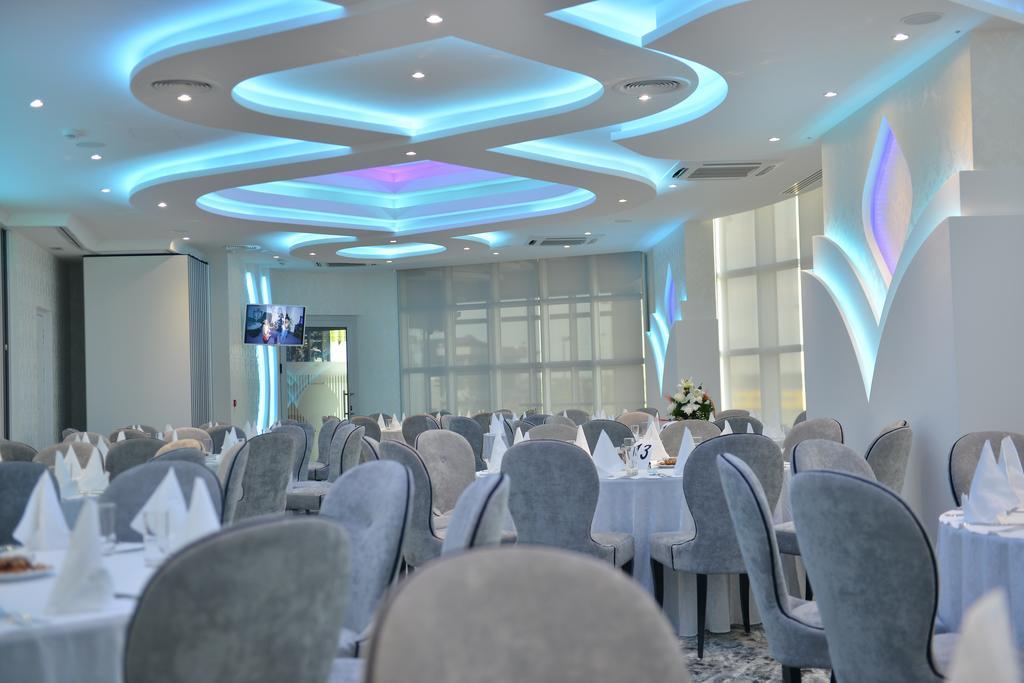 קרגיובאק Hotel Zeneva Lux מראה חיצוני תמונה