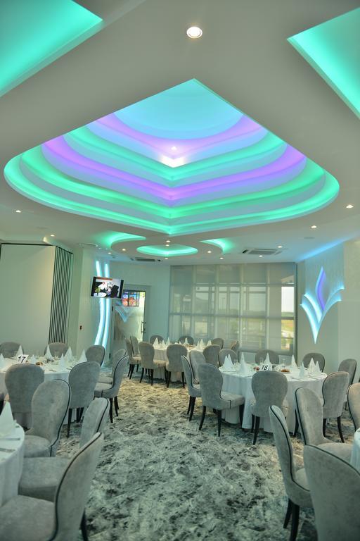 קרגיובאק Hotel Zeneva Lux מראה חיצוני תמונה